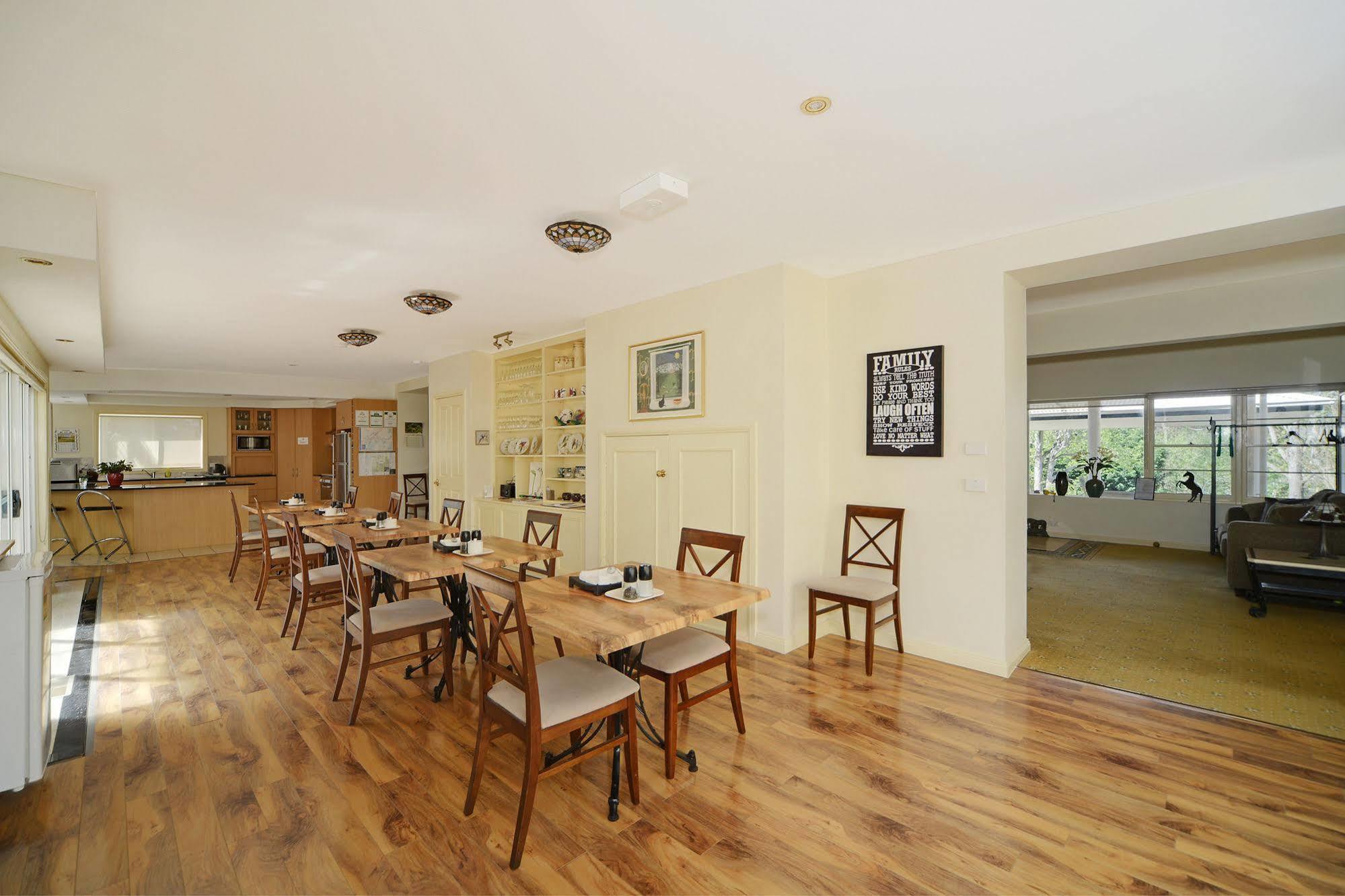 บันดานูนลอด์จ Bed & Breakfast ภายนอก รูปภาพ